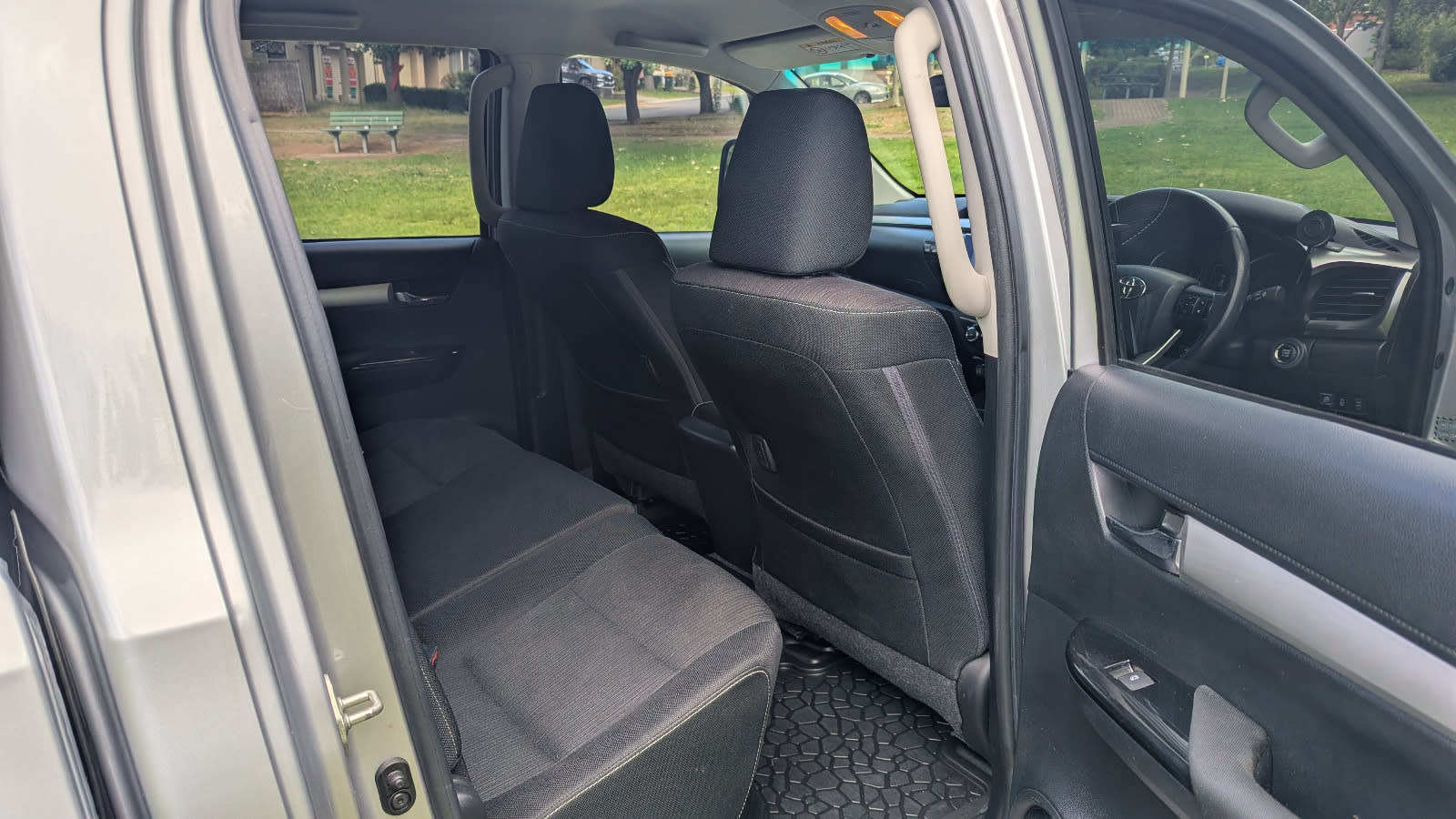 2017 Toyota Hilux SR5 4×4 Dual Cab