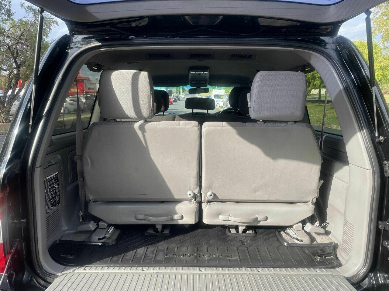 2005 Toyota Landcruiser GXL UZJ100R