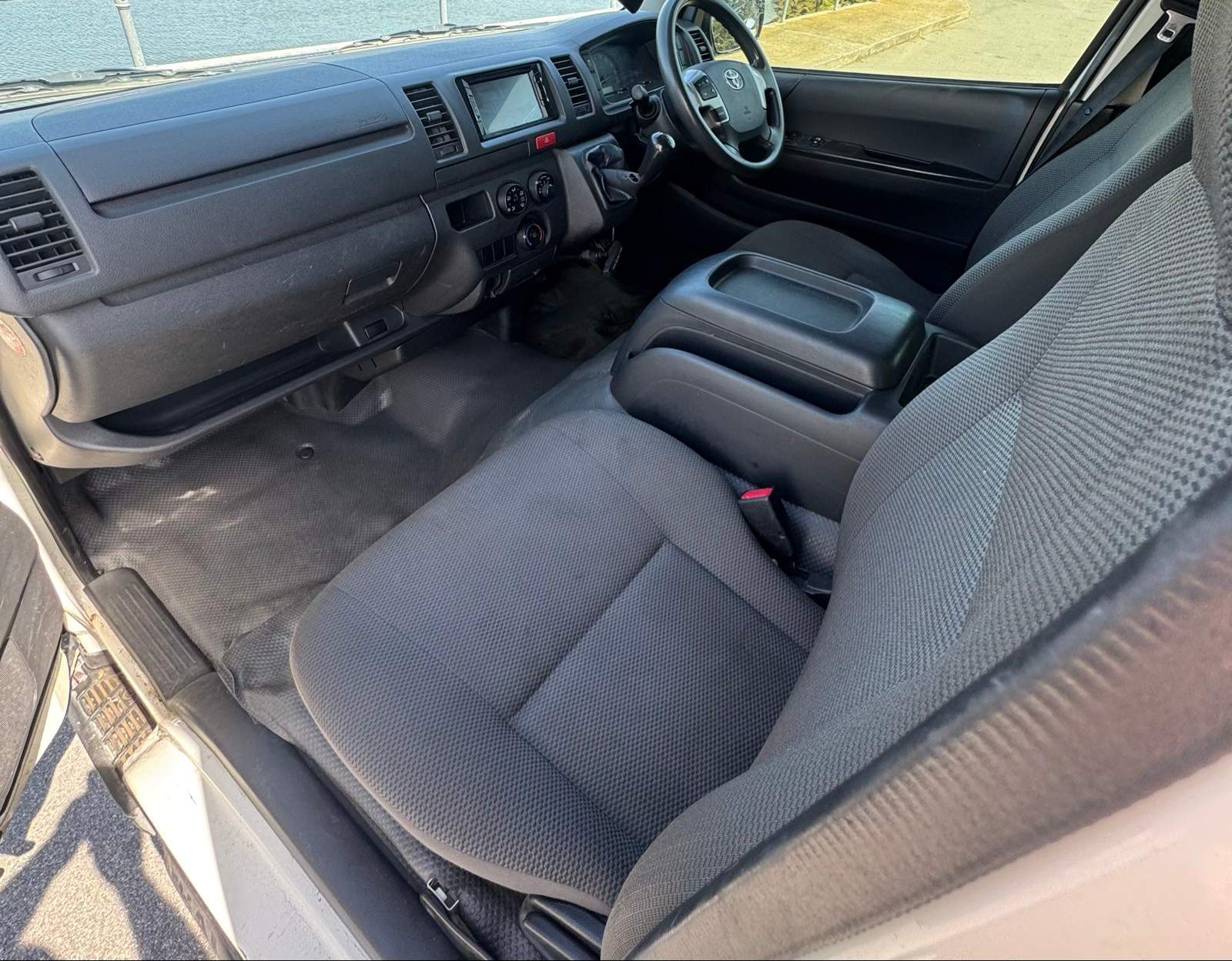 2017 Toyota Hiace LWB Crew 5-Seat