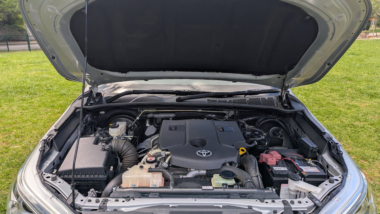 2017 Toyota Hilux SR5 4×4 Dual Cab