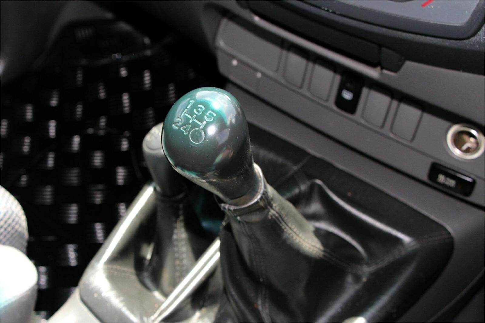 2012 Toyota Hilux SR KUN26R 4X4