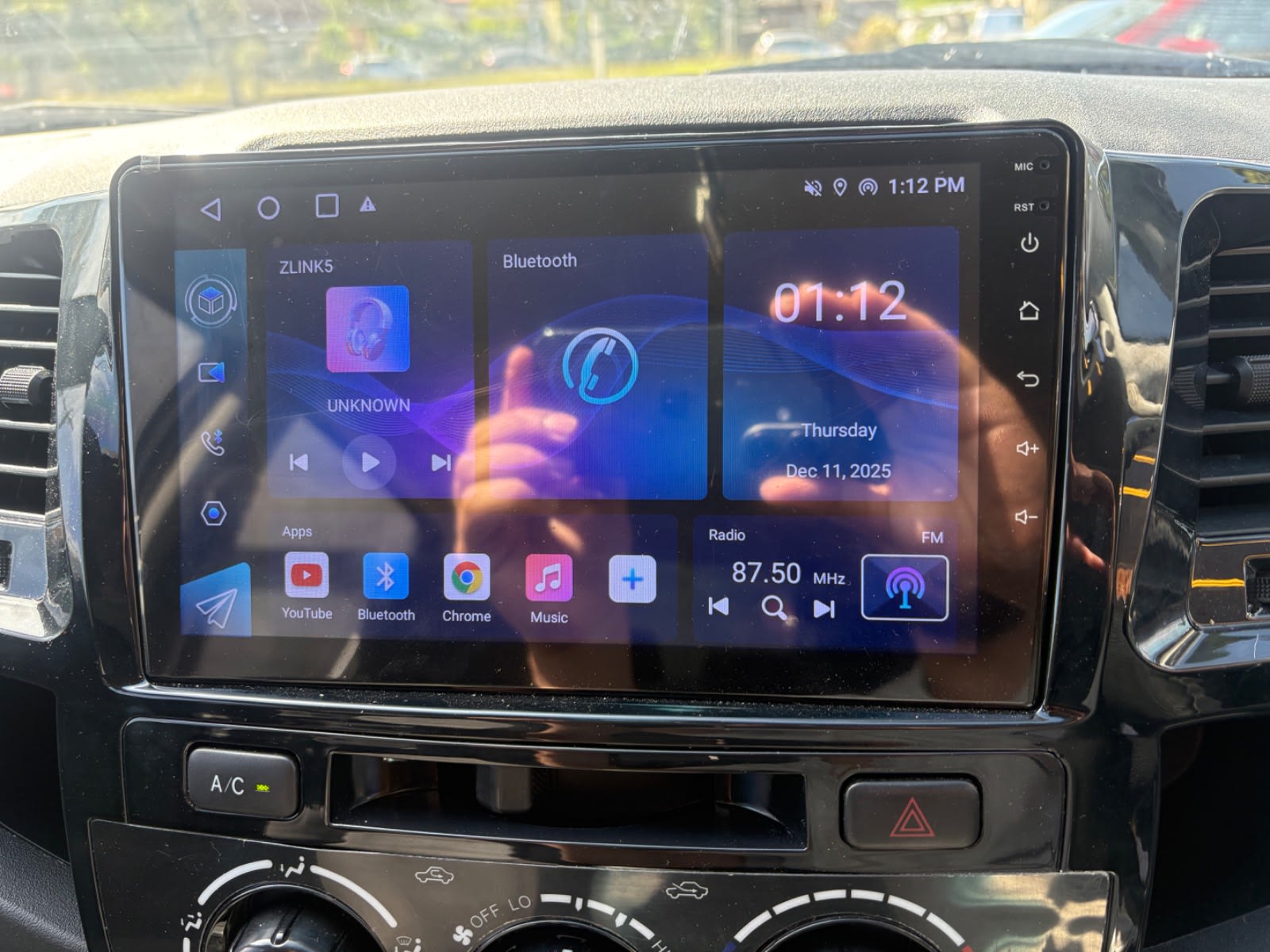 2013 TOYOTA HILUX SR (4×4)