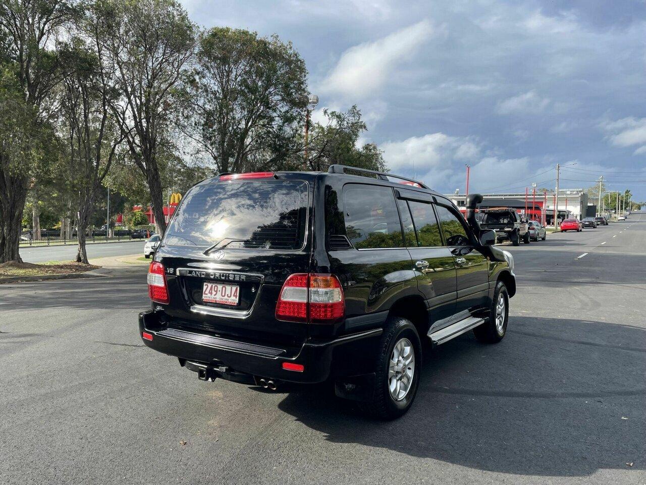 2005 Toyota Landcruiser GXL UZJ100R