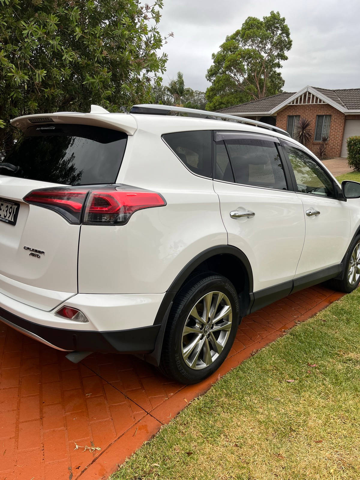 2017 Toyota RAV4 Cruiser AWD