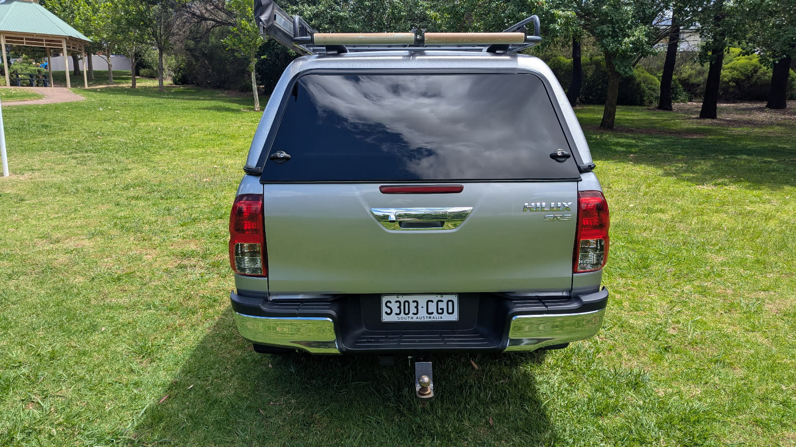2017 Toyota Hilux SR5 4×4 Dual Cab