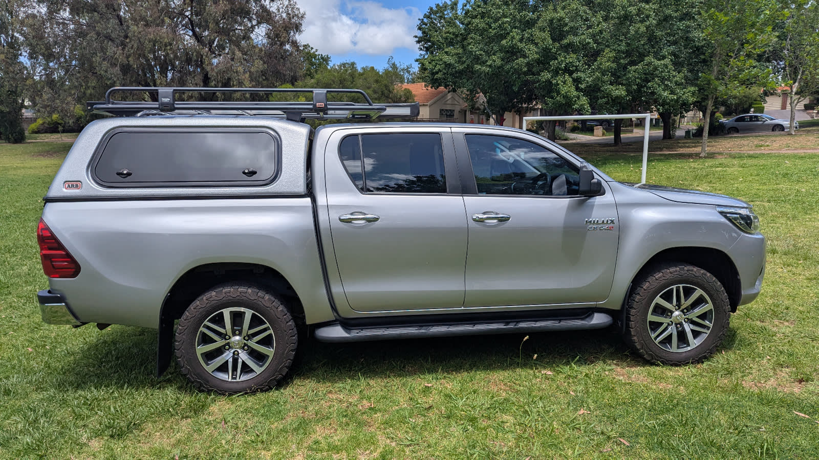 2017 Toyota Hilux SR5 4×4 Dual Cab